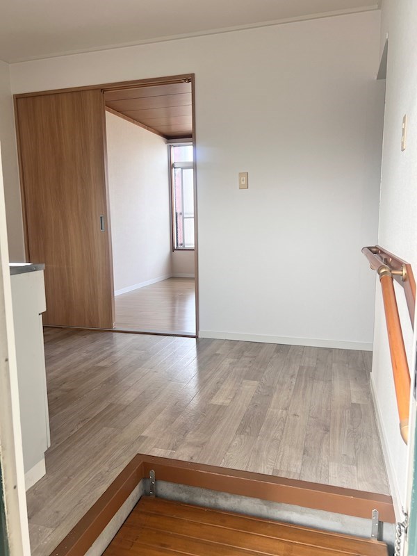 森本ハイツ 玄関