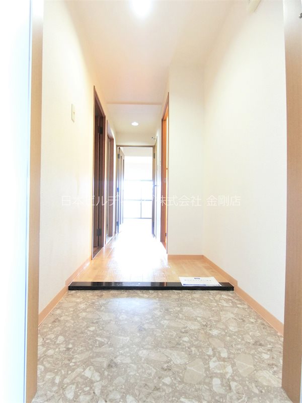 ラ・フォレグラース 玄関