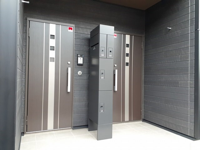 フリーデ・M 玄関