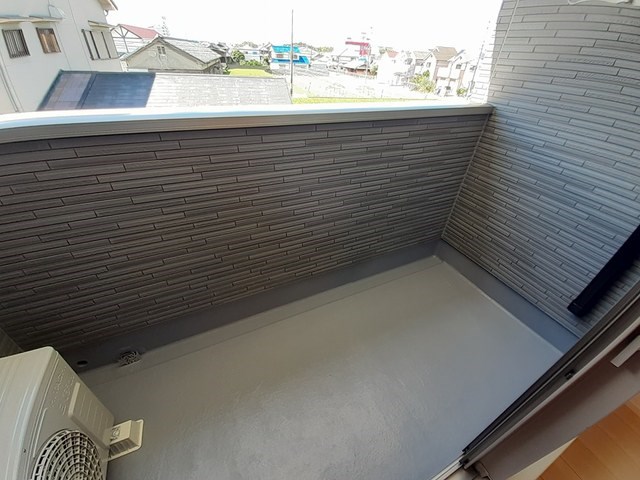 ソレアードⅢ ベランダ