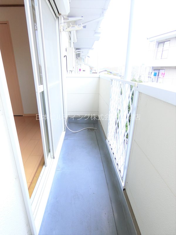 シルバーヴェリー金剛 ベランダ