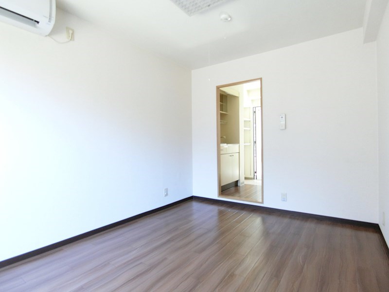 ジョイフルKIKUSUI ベッドルーム