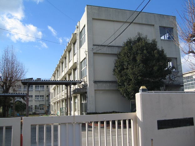 エステートBLDⅢ  周辺画像1