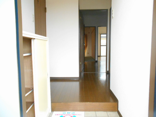 スプルース泉ヶ丘 玄関