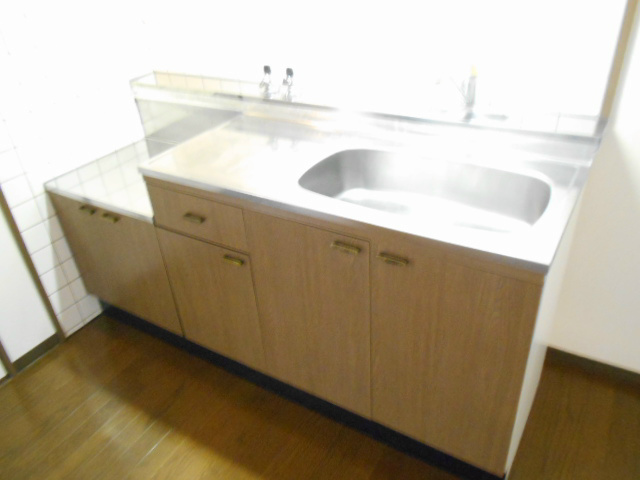 スプルース泉ヶ丘 キッチン