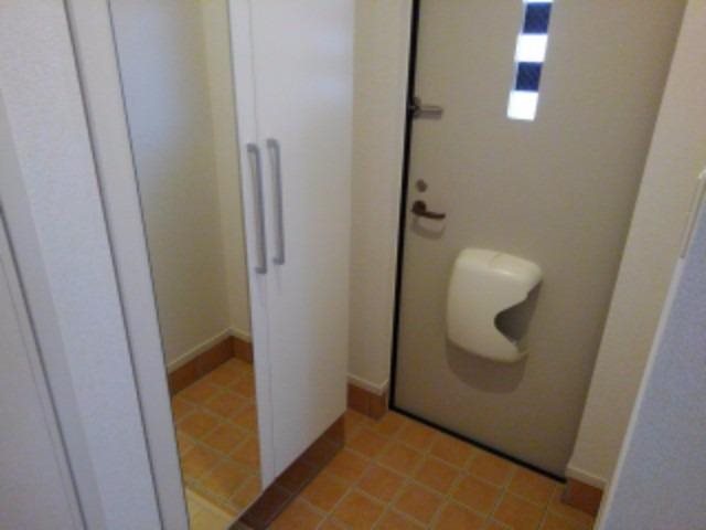 プリムヴェール 玄関