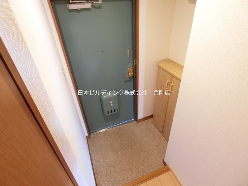 プレステージ三日市 玄関