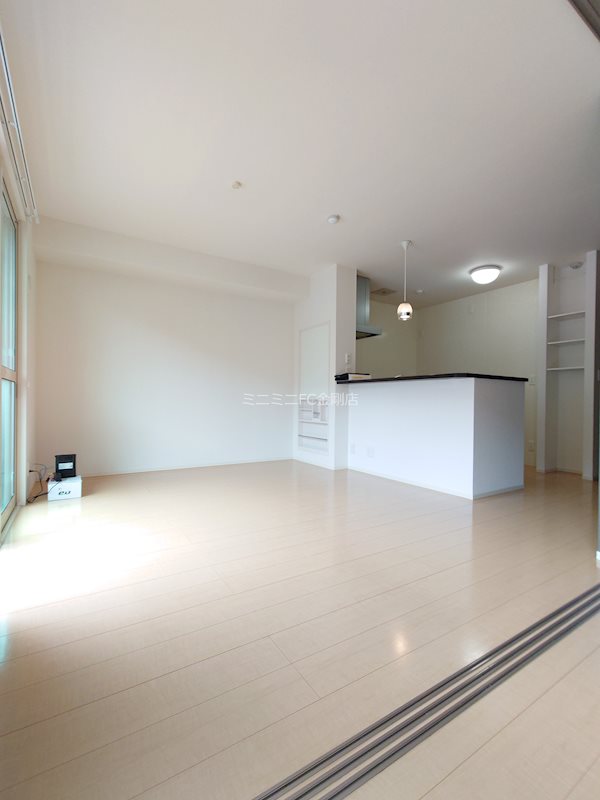 ガトーナふくだⅡ リビング