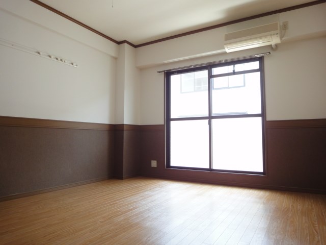 スプルース泉ヶ丘Ⅱ ベッドルーム