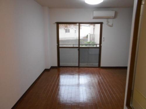 コートブリーゼ ベッドルーム