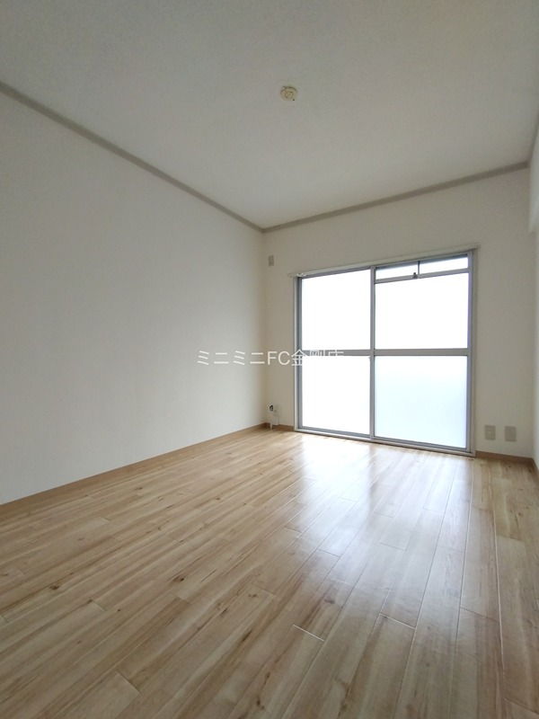 安田マンション ベッドルーム