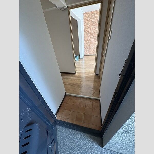 安田マンション 玄関