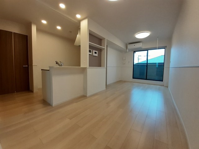 フリーデ・M リビング