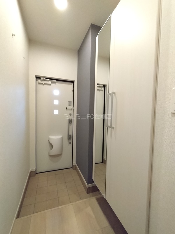 プロムナードⅡ 玄関