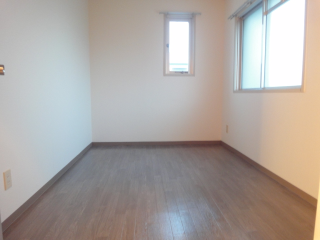 ユートピアハイツ金剛 ベッドルーム