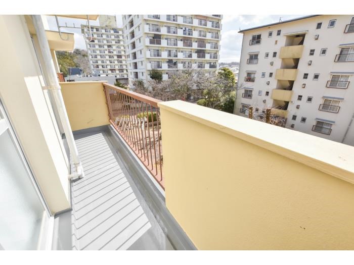 UR泉北茶山台二丁団地5棟  ベランダ