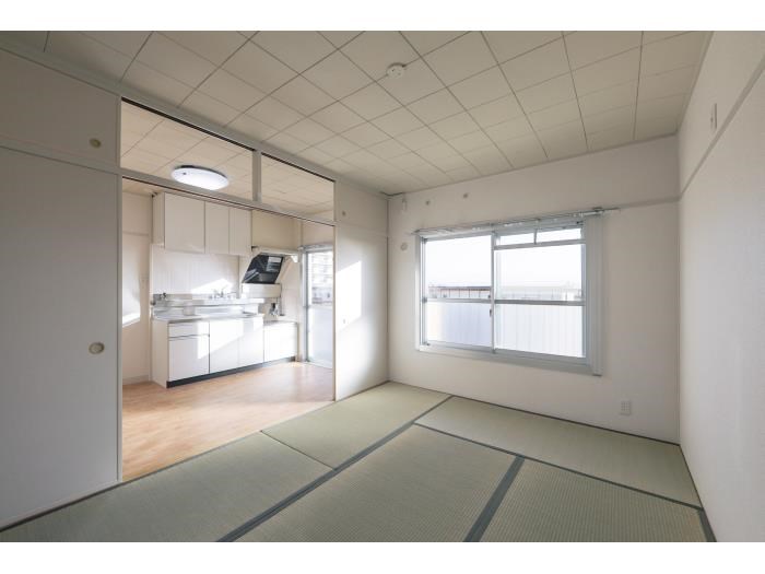 UR泉北茶山台二丁団地4棟 リビング