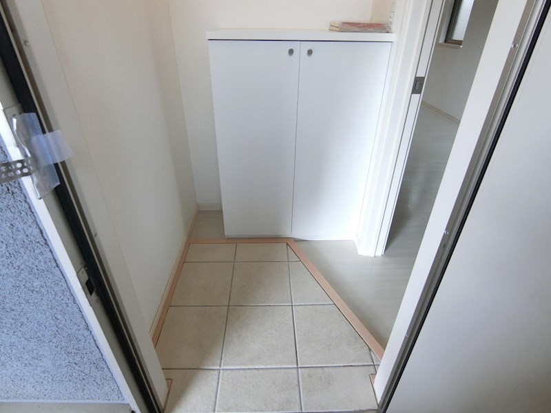 アダージョＭ 玄関