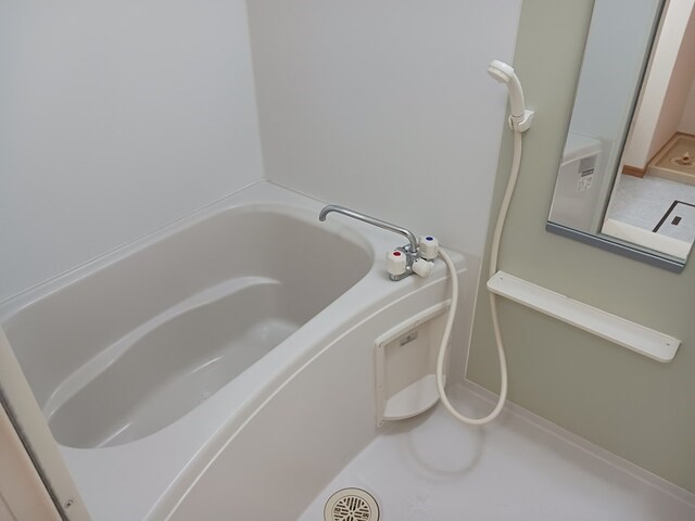 フロレスタ ナノ 風呂画像