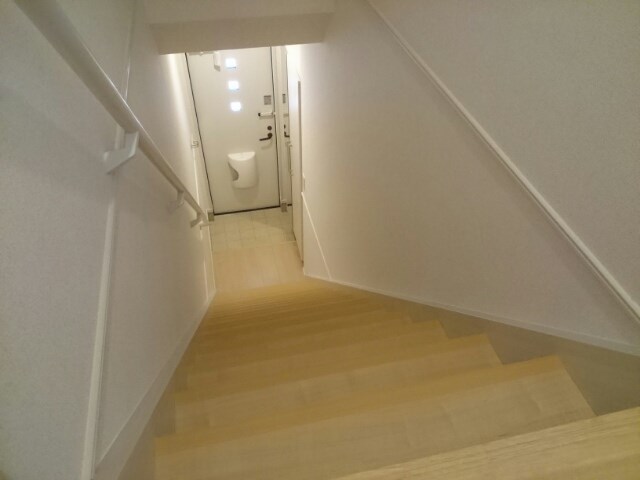 アラベスク 玄関