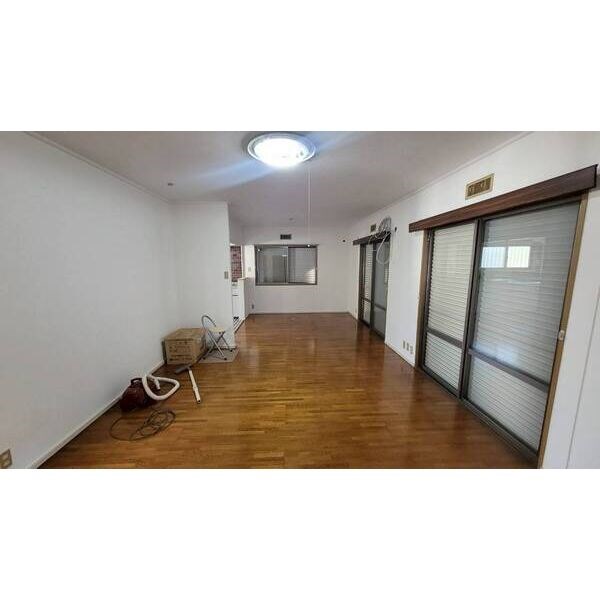 堺市しんひのおだい戸建 リビング