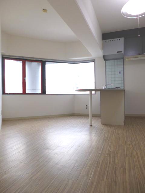 エルモーソ・デ・昌栄 その他2