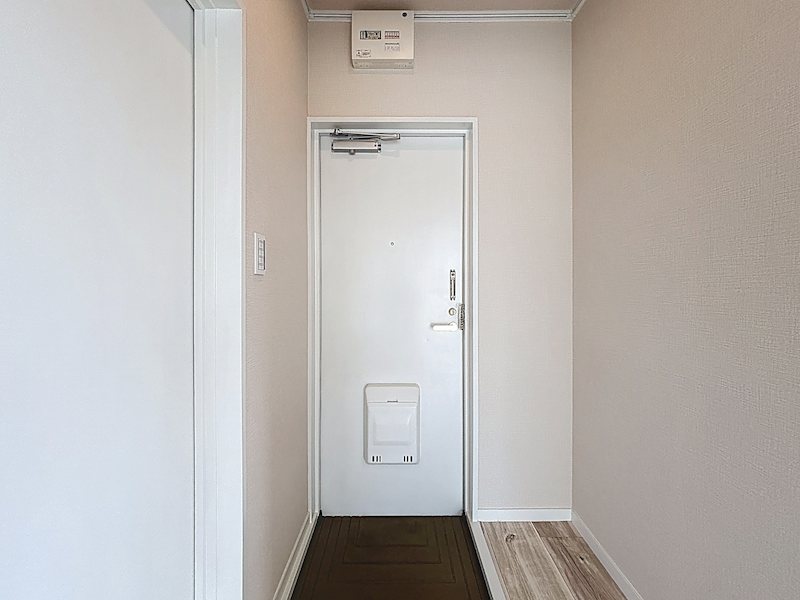 ソレイユ狭山 玄関