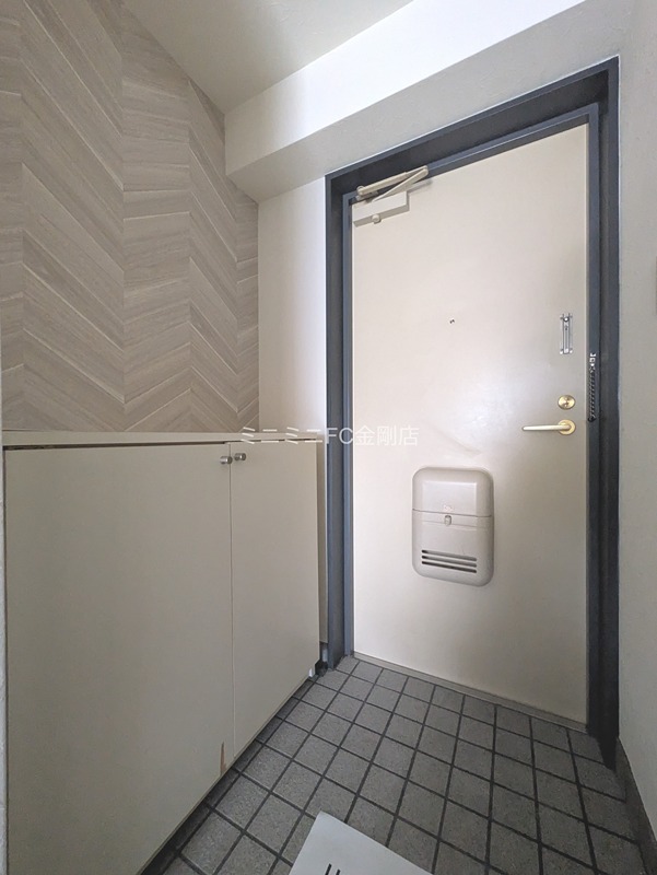 リビオ金剛 玄関