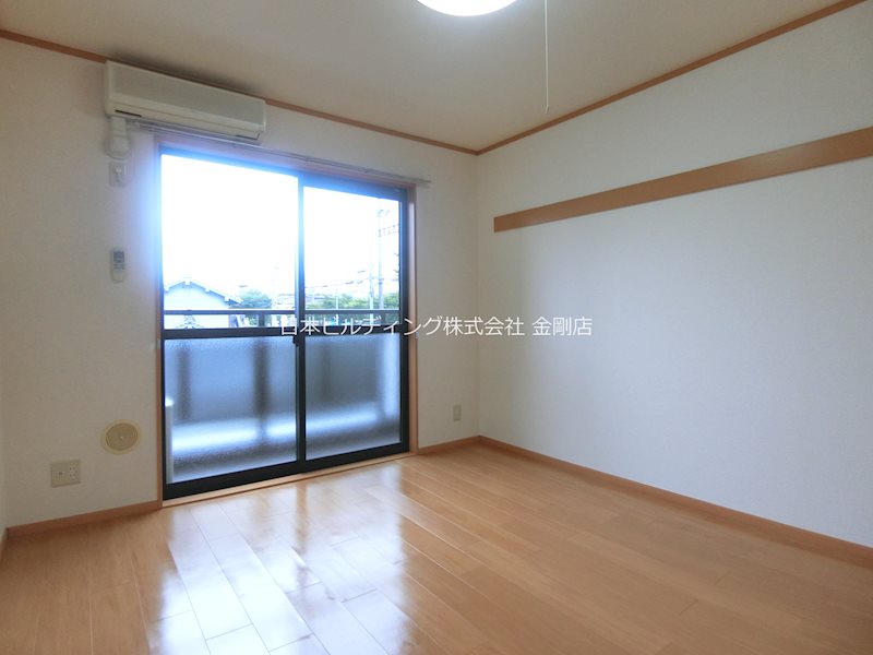 グラデュエートレジデンス リビング