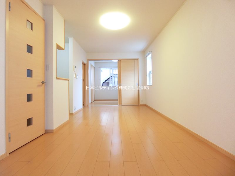 ドゥーエ リビング