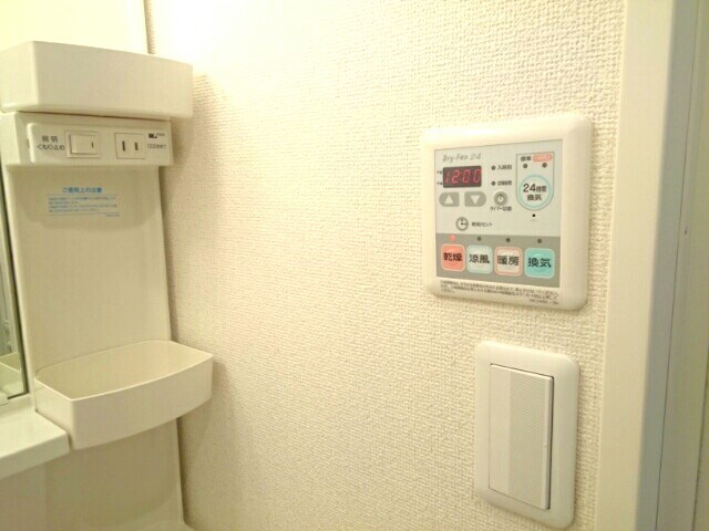 シャロルエヌ その他8