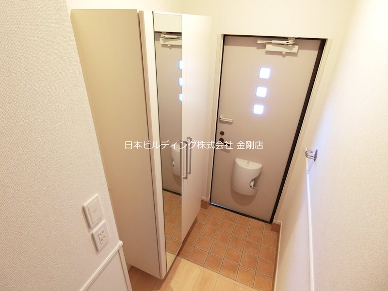 フィオーレくみのき 玄関