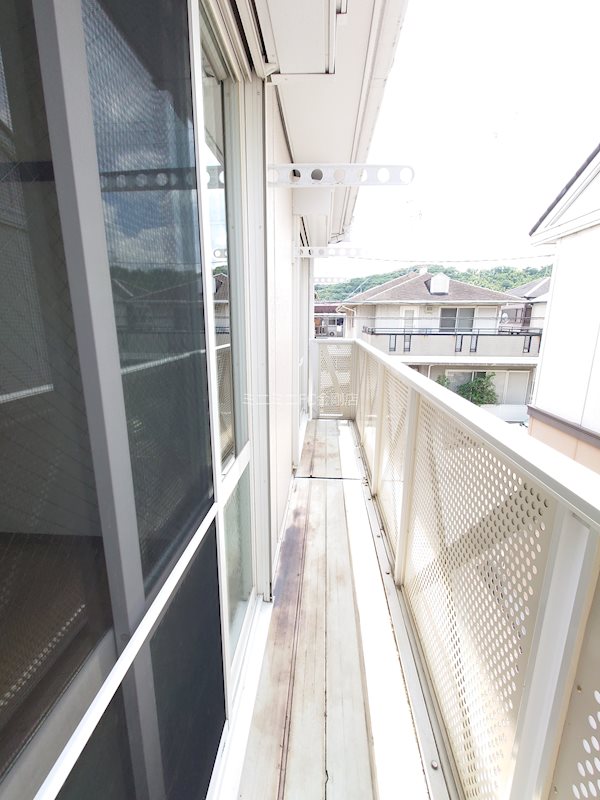 ヴィラ錦C棟 ベランダ