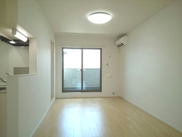 プチフローラ　北野田Ⅲ リビング