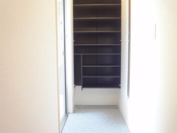 アンジュール 玄関