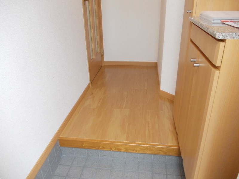 ドゥ―　ジャン 玄関