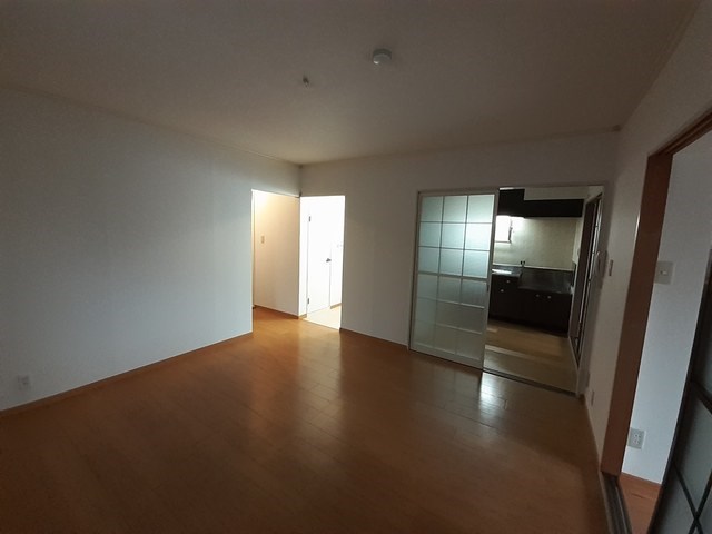 グランメール須田 リビング