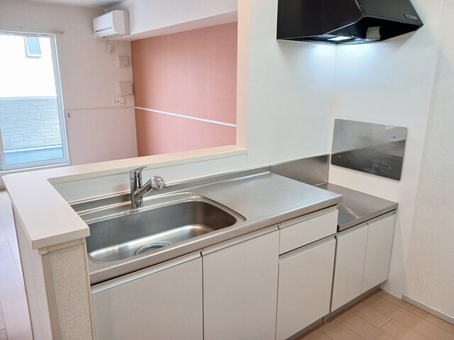 リバーサイドレジデンスＴＵ キッチン