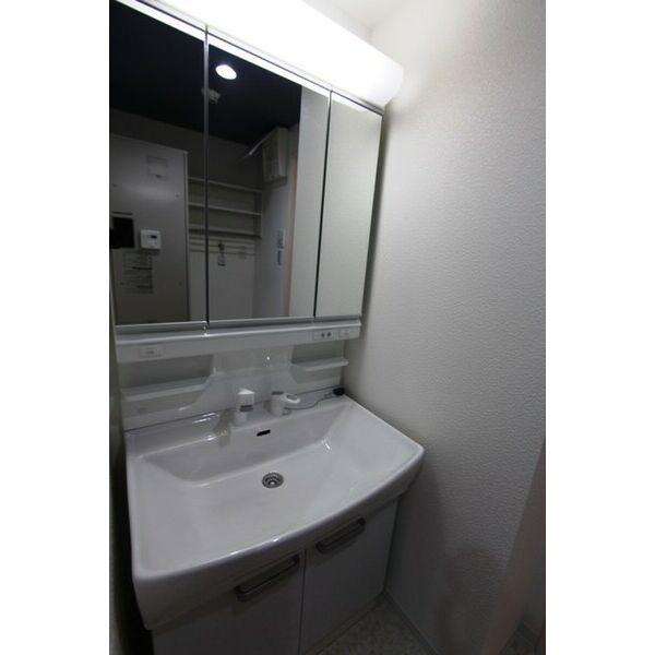 エヌエムヴァントワ その他1