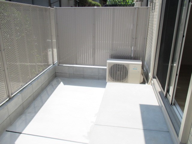 クリスタルハイツ原山台 ベランダ