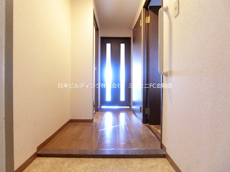 グレイスコート深井 玄関