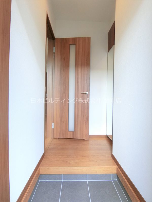 デュラ・カーサ　ラフィネⅠ 玄関