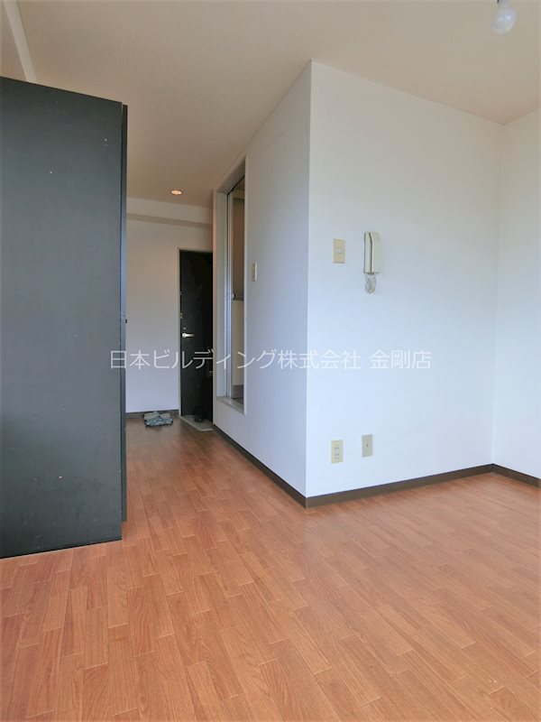 ロイヤルハイツ北野田 リビング