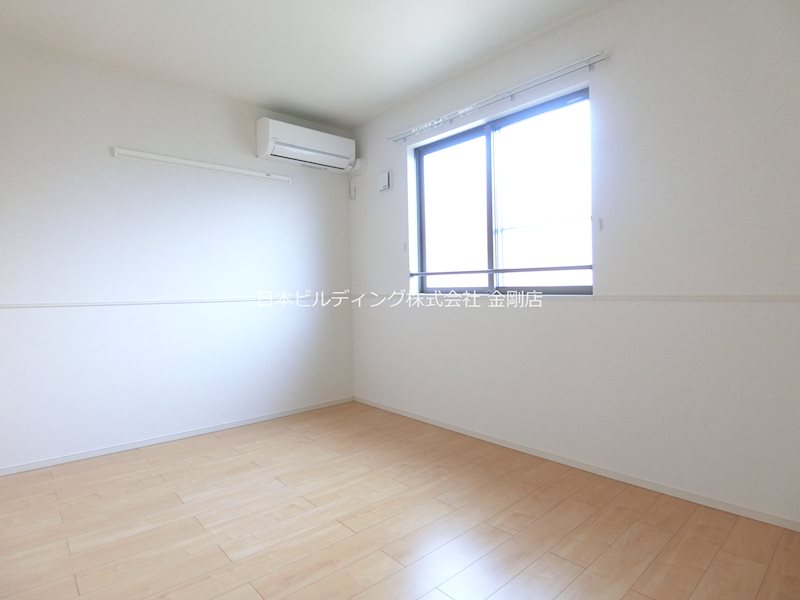 フラワーⅢ ベッドルーム