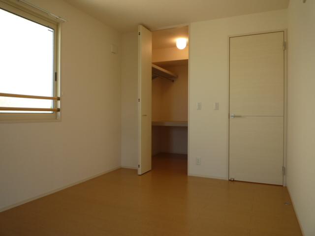 オースター１番館 ベッドルーム