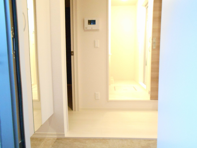 カーサ高善A棟 玄関