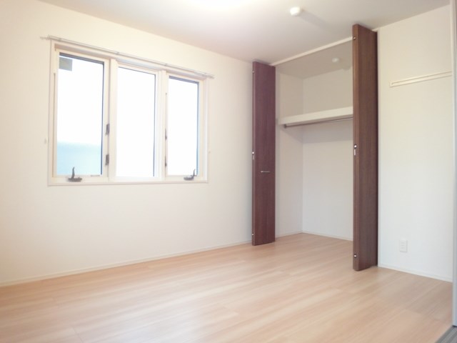 コンフォートさくら ベッドルーム