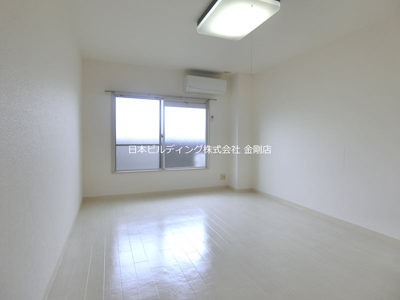 エスティライフ富田林 ベッドルーム