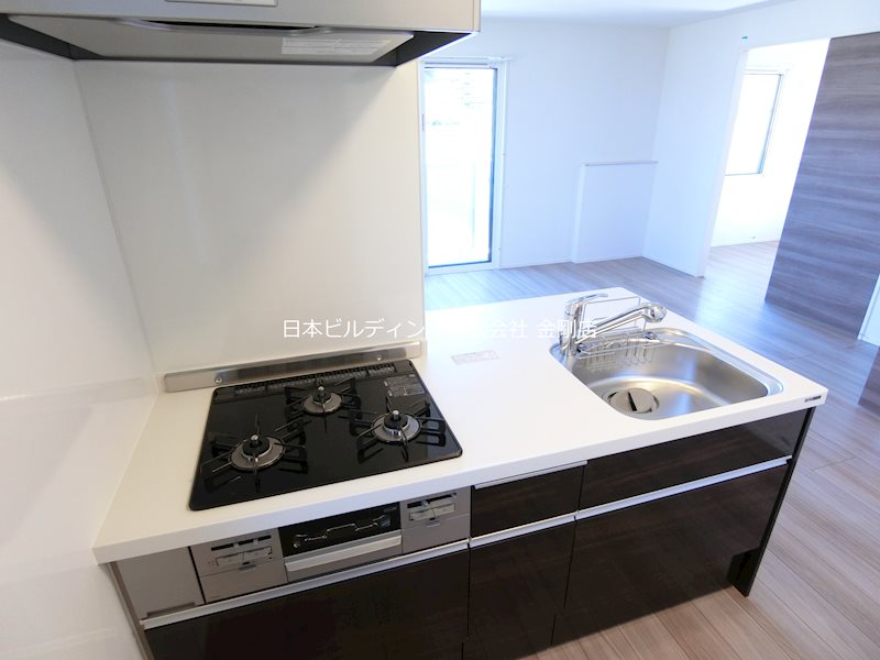 D-room K・M金剛 キッチン