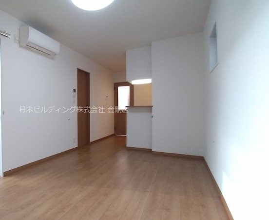 フィアスコート北野田 リビング